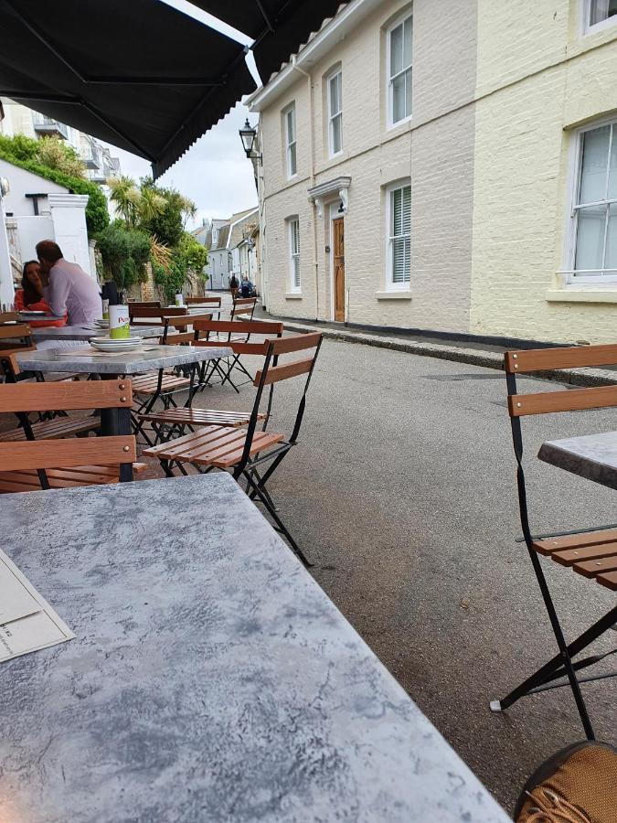 Newly Refurbished 2Nd Floor Apartment Lil Nauti Fowey Exterior photo